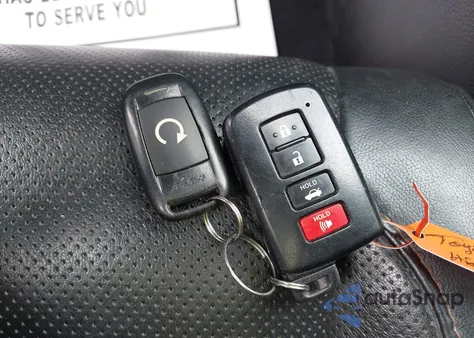 2019 Toyota Highlander Limited z USA, uszkodzony, nr VIN 5TDDZRFH0KS964865